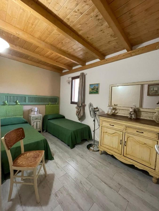Il Casale Villa Budoni Eksteriør billede